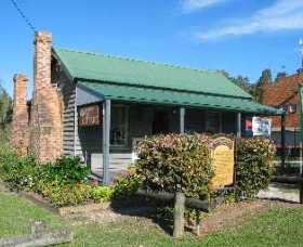 Werninck Craft Cottage - Tourism Caloundra 0