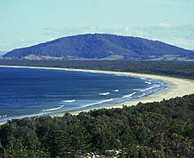 Sir Charles Kingsford Smith Memorial And Lookout - Tourism Caloundra 0