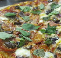 Mezzadellas Woodfired Pizza and Tapas - Tourism Caloundra