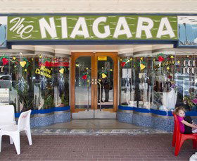 Niagra Cafe - Tourism Caloundra 0