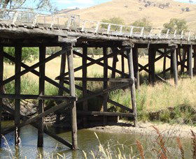 Historic Bridges Of Gundagai - Tourism Caloundra 2