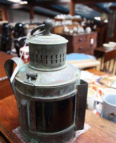 King's Antiques & Collectables - Tourism Caloundra 0