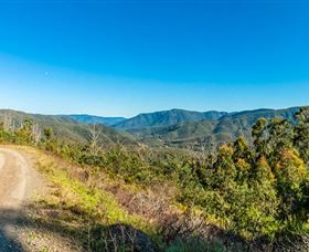 Lobs Hole Ravine 4WD Trail - Tourism Caloundra 3