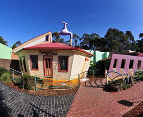 A Maze'N Things - Tourism Caloundra 0