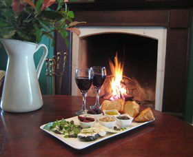 Ambermere Inn - EST 1845 - Tourism Caloundra 0