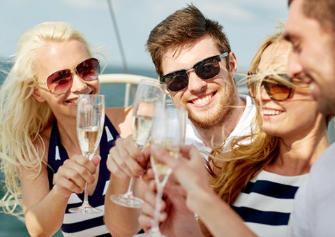 Vagabond Cruises - Tourism Caloundra 4