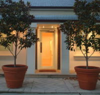 Australian Galleries - Roylston Street - Tourism Caloundra