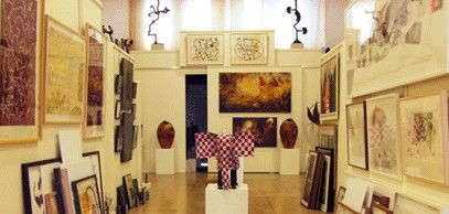 Australian Galleries - Roylston Street - Tourism Caloundra 2