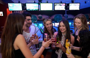 Tenpin City - Tourism Caloundra 3