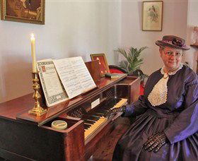 Hambledon Cottage House Museum - Tourism Caloundra 8