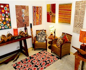 Bouddi Gallery - Contemporary Aboriginal Art - Tourism Caloundra 2