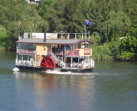 Hawkesbury Paddlewheeler - Tourism Caloundra 0