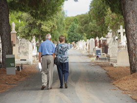 Heritage Highlights Interpretive Trail - West Terrace Cemetery - Tourism Caloundra 0