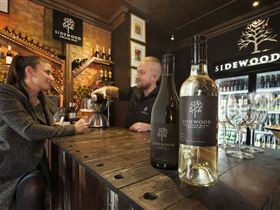Maximilian's Restaurant And Sidewood Estate Cellar Door - Tourism Caloundra 3