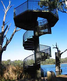 Darling And Murray River Junction And Viewing Tower - Tourism Caloundra 1