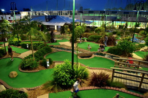 Thornleigh Golf Centre - Tourism Caloundra 1