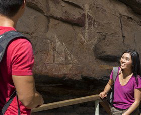 Nanguluwur Rock Art Site And Walk - Tourism Caloundra 2