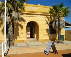 Cue Community Resource Centre - Tourism Caloundra 0