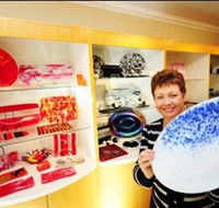 Exclusive Hot Glass Gallery - Tourism Caloundra
