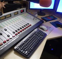 Peak Hill FM Community Radio Station - Tourism Caloundra