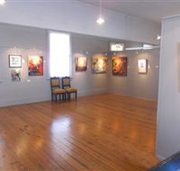 Paxtons Creative Space and Upstairs Gallery - Tourism Caloundra