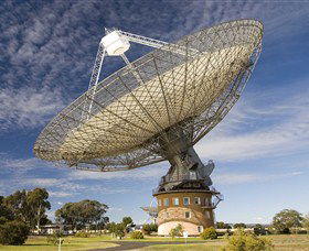 CSIRO Parkes Radio Telescope - Tourism Caloundra 0