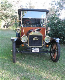 Moree Motor Enthusiasts - Tourism Caloundra 0