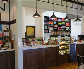 Rich Glen Olives - Tourism Caloundra 0