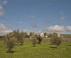 Barcaldine House - Tourism Caloundra 2