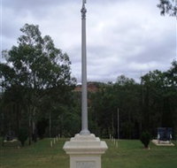 The Coronation Lamp Memorial - Tourism Caloundra