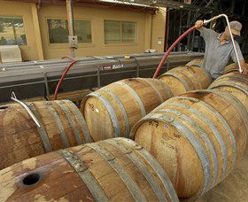 Charles Sturt University Winery Wagga Wagga - Tourism Caloundra 1