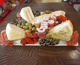 Knights Meats And Deli - Tourism Caloundra 1