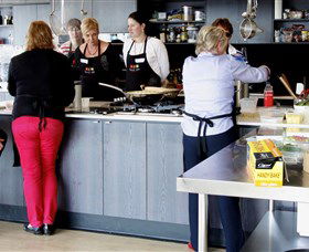 Food I Am Cooking School - Tourism Caloundra 3