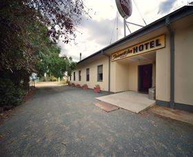 The Farmers Inn At Burrumbuttock - Tourism Caloundra 0