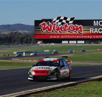 Winton Motor Raceway - Tourism Caloundra