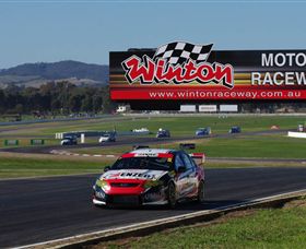 Winton Motor Raceway - Tourism Caloundra 0