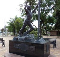 Miners Memorial Statue - Tourism Caloundra