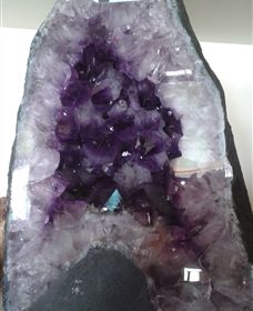 Beechworth Stoneage Gems - Tourism Caloundra 0