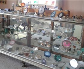 Beechworth Stoneage Gems - Tourism Caloundra 2