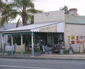 Lady Gails Bookshop And Curios - Tourism Caloundra 0