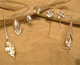 Ixtlan Melbourne Jewellery Store - Tourism Caloundra 3