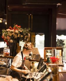 Tilley's - Tourism Caloundra 2