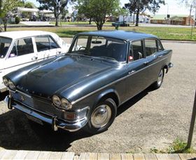 Ricks Auto Museum - Tourism Caloundra 1