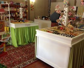 Taylors Sweets And Treats - Tourism Caloundra 5
