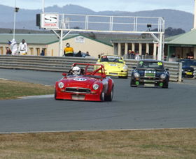 Wakefield Park Motor Racing Circuit - Tourism Caloundra 0