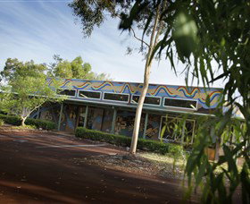Maalinup Aboriginal Gallery - Tourism Caloundra 3