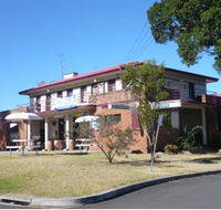 Hotel Oaks - Tourism Caloundra