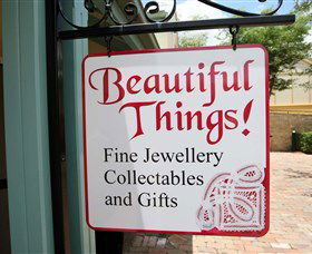 Hunter Valley Gardens Shopping Village - Tourism Caloundra 6