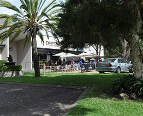 Drayton's Family Wines - Tourism Caloundra 3