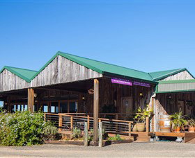 Robyn Drayton Wines - Tourism Caloundra 4